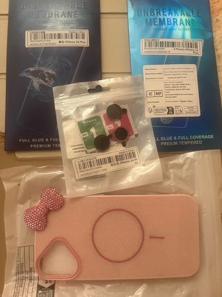 Set iPhone 16 Plus: Pellicole e Cover
