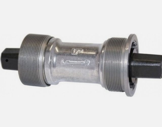 Se cambian platos, bielas y eje pedalier.