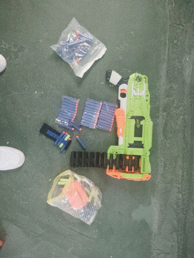 Nerf Pistola y Accesorios