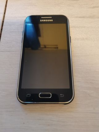 Samsung Galaxy J1 (SM-J100H) Negro