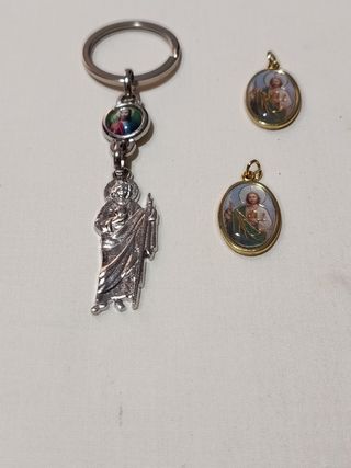 Llavero y 2 medallas San Judas Tadeo