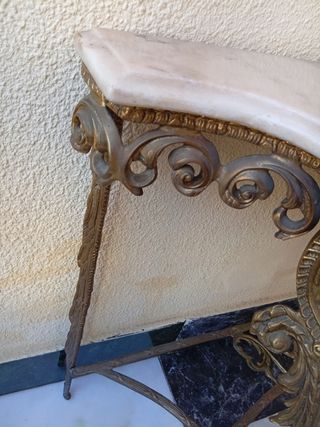 Consola antigua bronce y mármol