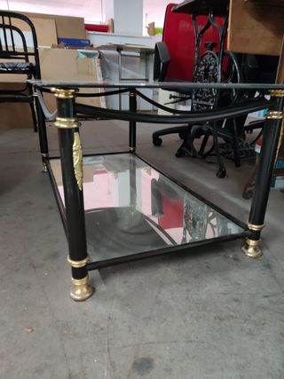 Mesa de salón cristal y dorado 1x0.60