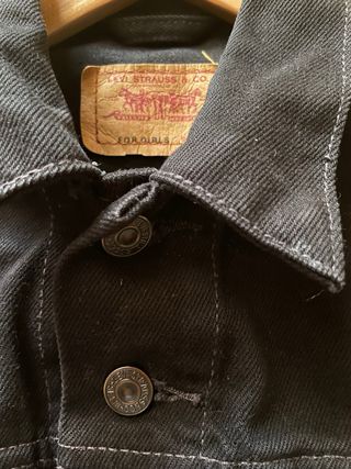 Cazadora Levi's Negra