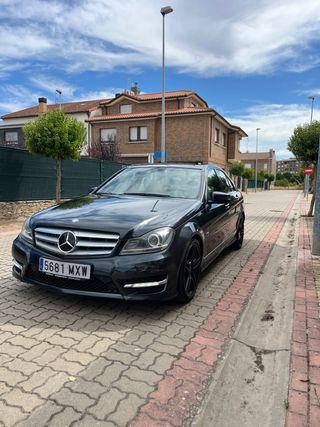 Mercedes-Benz Clase C 2011