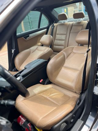 Mercedes-Benz Clase C 2011