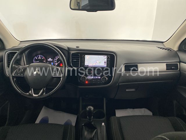 Mitsubishi Outlander 2wd 150cv 65.000kms