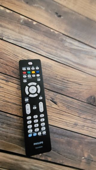 TV Philips 32 32PFL7762D con MANDO