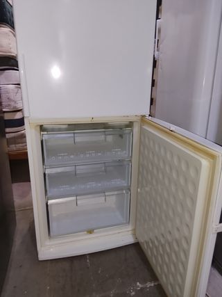 Nevera Siemens Blanca