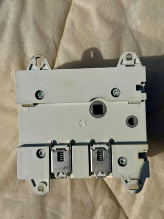 HAGER HA405 INTERRUTTORE DI INTERRUZIONE CARICO