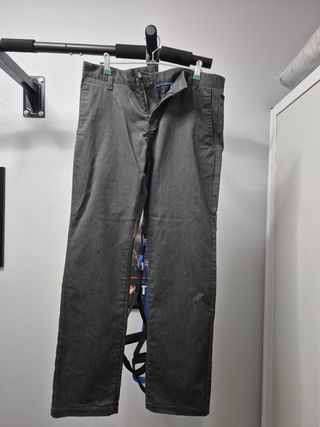 Lote 2 Pantalones Volcom T30 Gris y Khaki