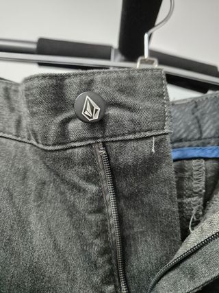 Lote 2 Pantalones Volcom T30 Gris y Khaki