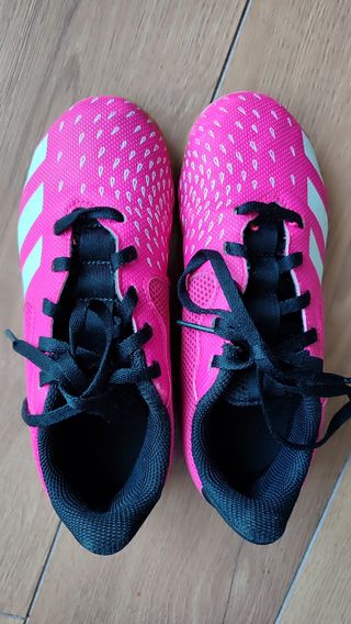 Botas de fútbol sala Adidas rosa