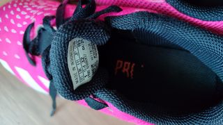 Botas de fútbol sala Adidas rosa