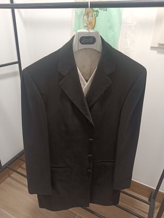 Traje de novio LA COMPAÑÍA DE GALES 