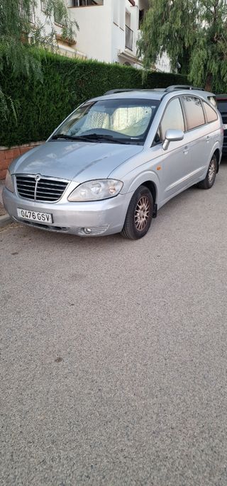 SsangYong Rodius 2010