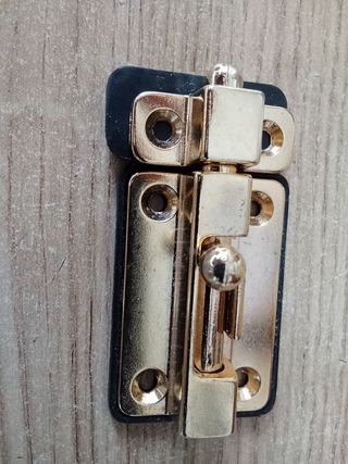 Pestillo para puerta 
