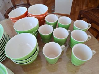 Vajilla Zara Home Verde. Cerámica
