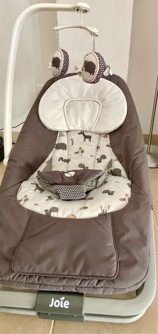 Hamaca Joie Dreamer con vibración y melodías