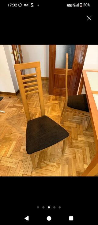 Mesa extensible con 4 sillas