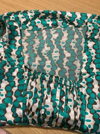 Blusa Talla M sin manga, fruncida