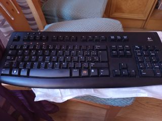 Teclado Logitech Deluxe 660 Negro