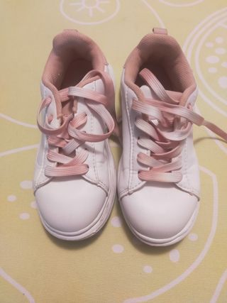 Zapatillas niña talla 30 blancas y rosas