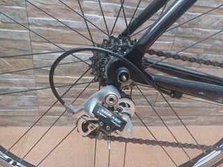 Bicicleta  Pinarello  Angliru + rodillo Tacx 