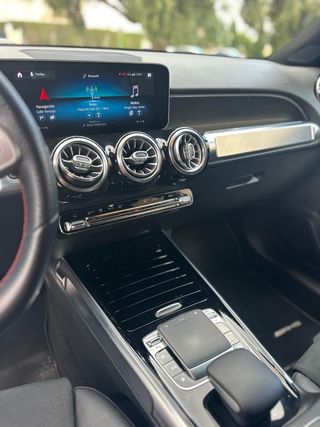 Mercedes-Benz GLB (X247) 2021