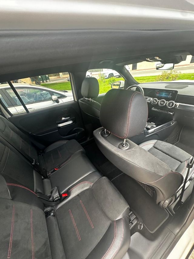 Mercedes-Benz GLB (X247) 2021