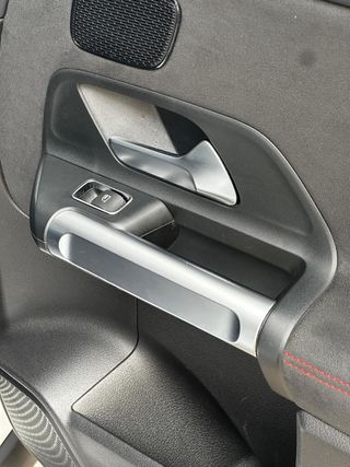 Mercedes-Benz GLB (X247) 2021