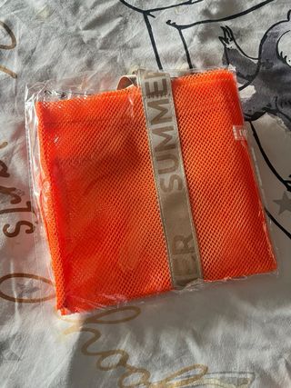 Bolsa de playa y neceser Nesira