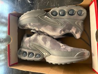 Nike Zapatillas Grises y Blancas