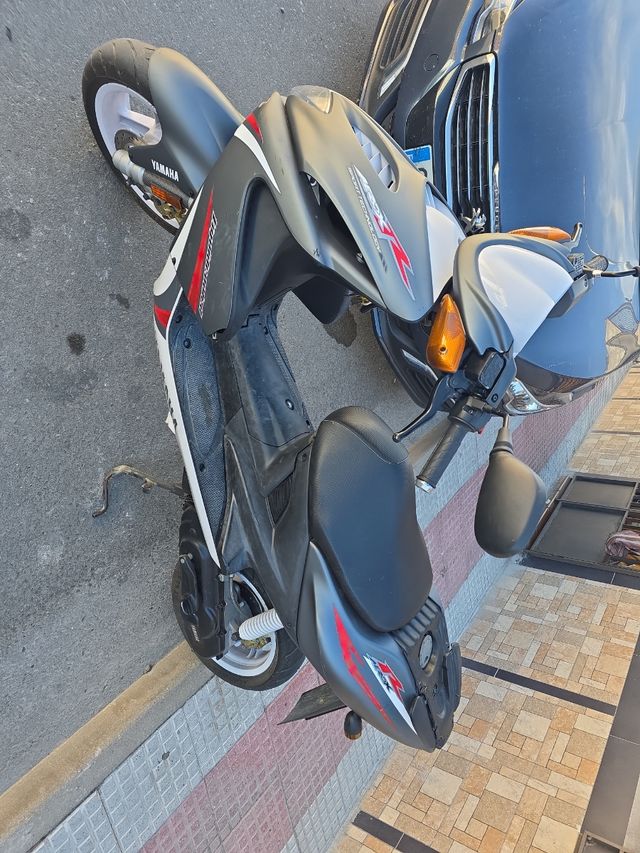 Yamaha Aerox R