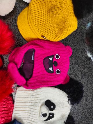 Cappellini bimba assortiti