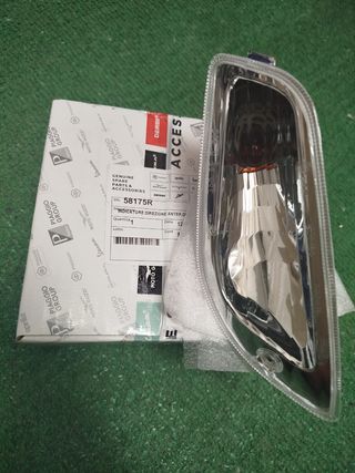 Intermitente delantero derecho NUEVO Vespa LX LXV