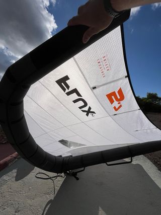 Ozone Flux v1 5.7m wingfoil