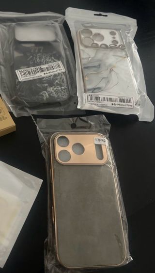 Fundas iPhone 17pro  (3 unidades)