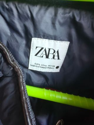 Chaqueta Zara azul acolchada