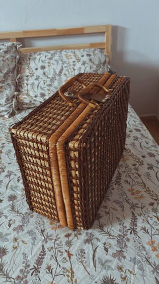 Cesta de picnic de mimbre