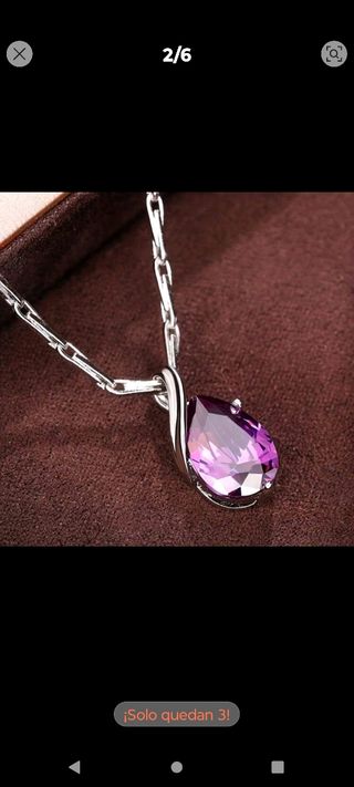 Colgante lágrima morada con cadena plateada
