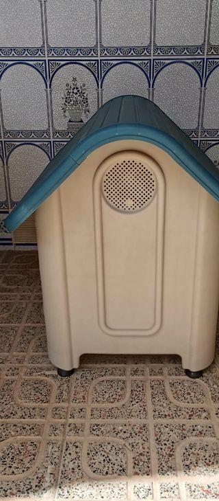 Caseta perro PVC beige y azul