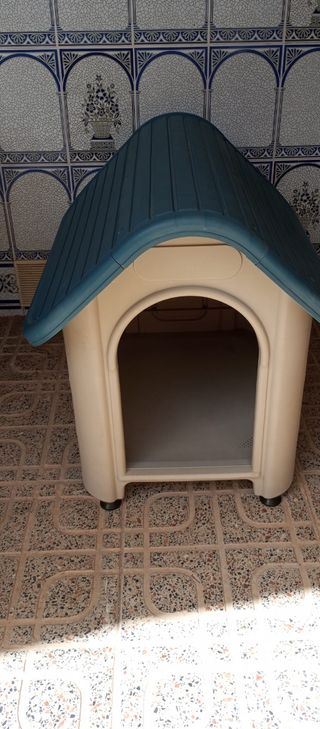 Caseta perro PVC beige y azul
