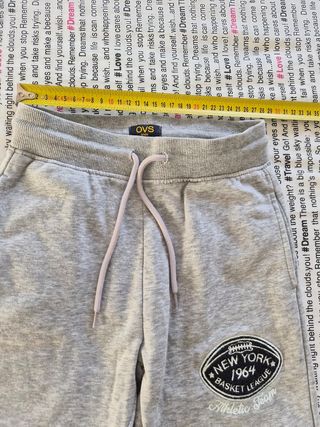 Pantaloni tuta grigi 8-9 anni