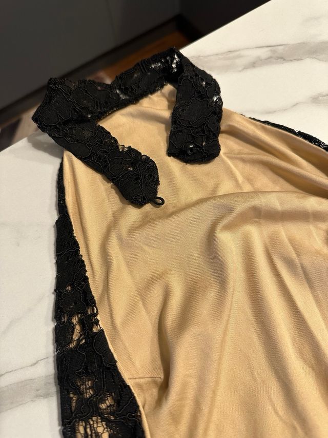 Abito lungo pizzo nero e beige