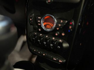 MINI Countryman 1.6 COOPER D 