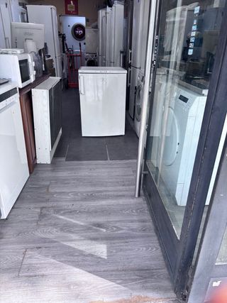 Congelador vertical 4 cajones altura 83x60