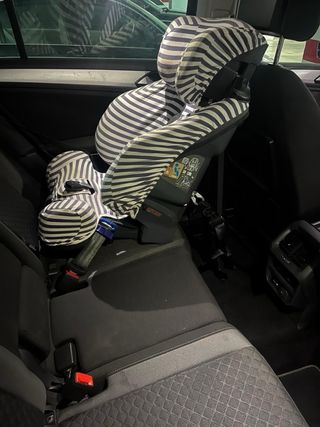 Silla coche Klippan Century contramarcha y funda.