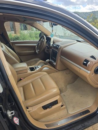 Porsche Cayenne turbo