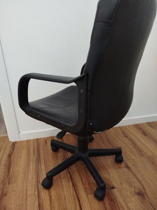 Silla giratoria de oficina con altura ajustable